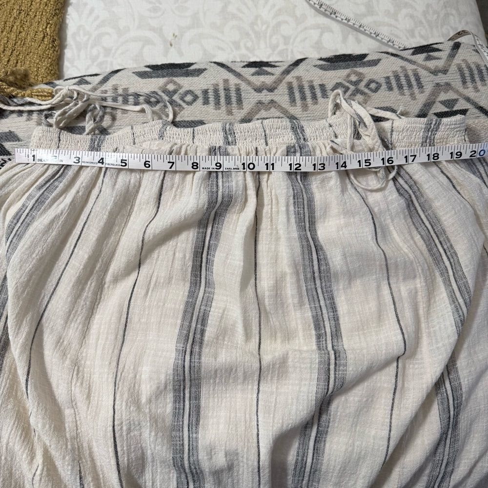 Abercrombie & Fitch Ivory & Black Wide-Flowy Crinkle Cotton Dress - Picture 8 of 10